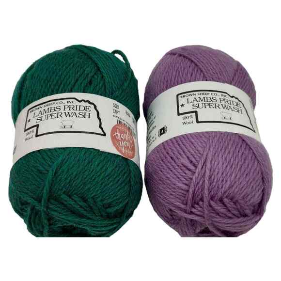 2 Skeins Lambs Pride Super Wash Yarn 100% Wool Emerald City & Mountain Lavender - Picture 1 of 9
